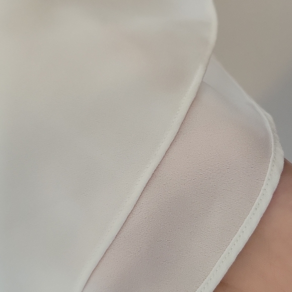 RW & Co white v-neck Sleeveless Blouse - Picture 5 of 7